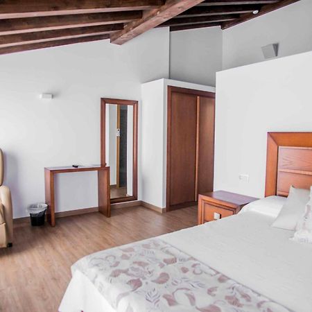 Hotel Gastronomico Gandainas Rios Екстер'єр фото